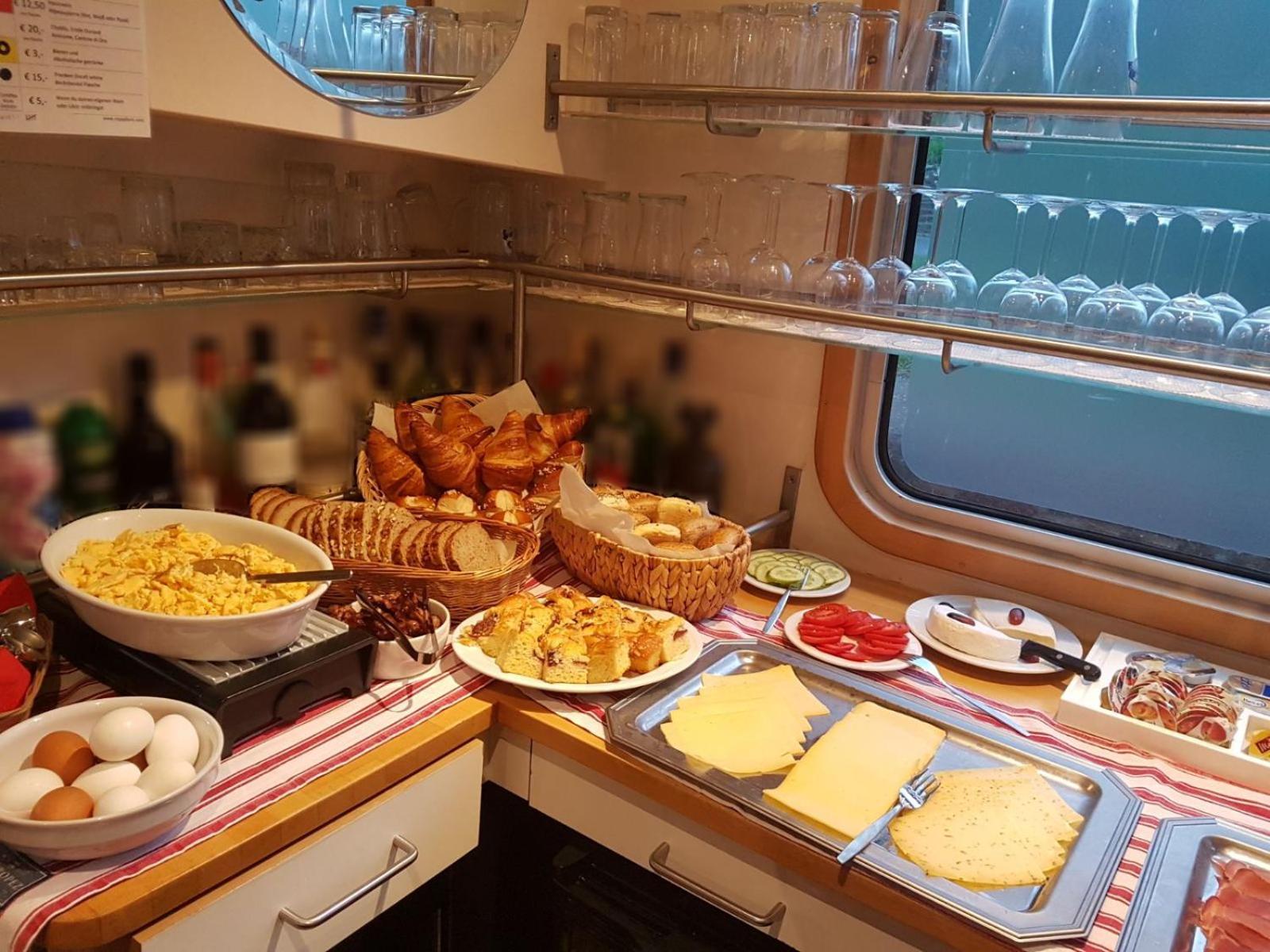 Botel Sailing Home Amsterdam Dış mekan fotoğraf